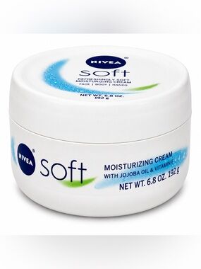 NIVEA Soft Moisturizing Cream — White